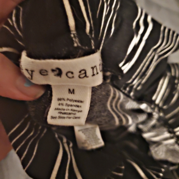 Crop top and matching pants - Picture 5 of 5